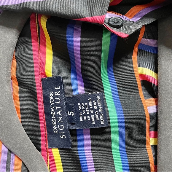 Jones New York Stripe Button Down Shirt (S) - Picture 6 of 8